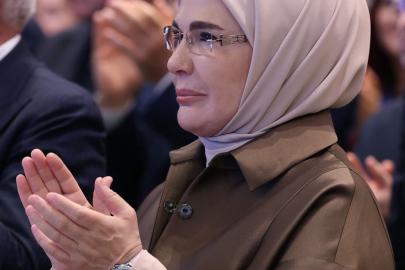 Emine Erdoğan'dan 'AK Parti 33'üncü İstişare ve Değerlendirme Toplantısı' paylaşımı
