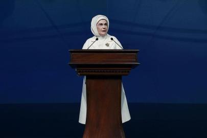 Emine Erdoğan'dan Sıfır Atık Forumu paylaşımı: Yepyeni başlangıçların vesilesi olmasını temenni ediyorum