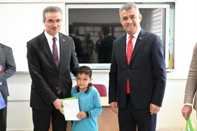 Erzurum ve çevre illerde öğrenciler karne heyecanı yaşadı