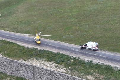 Erzurum'da fenalaşan şeker hastası için ambulans helikopter kara yoluna indi