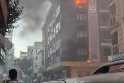 Esenler'de 4 katlı binada çıkan yangın söndürüldü