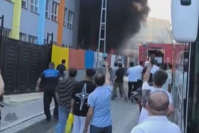 Esenyurt'ta okulda yangın