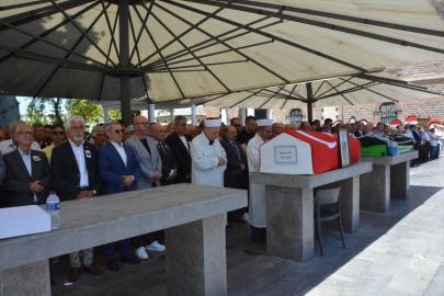 Eski milletvekili Orhan Sür'ün cenazesi Balıkesir'de toprağa verildi