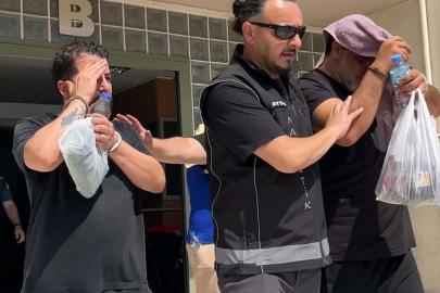 Evinde uyuşturucu ile yakalan evli çift ve misafiri tutuklandı