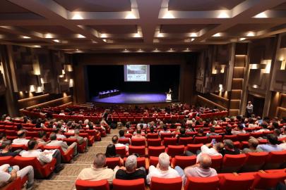 GAÜN'de Uygulamalı Eğitimler Bilgilendirme Paneli düzenlendi