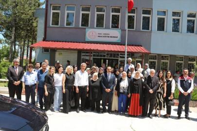 Gemerek Halk Eğitimi Merkezi yıl sonu sergisi açtı