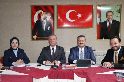Hakkari'de AK Parti Haftalık Olağan İl Yönetim Kurulu Toplantısı yapıldı