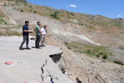 Hakkari'de dev heyelan: 8 milyon metreküp toprak kaydı