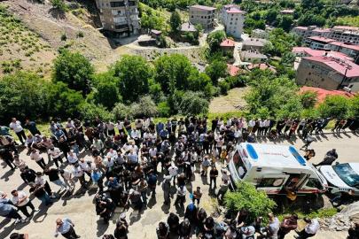 Hakkari'de eşini ve 3 akrabasını silahla öldüren zanlı, intihar girişiminde bulundu