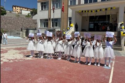 Hakkari'de okuma bayramı etkinliği düzenlendi