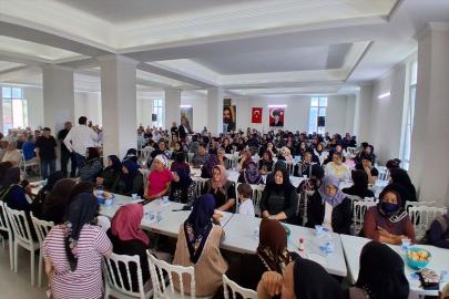 Havza Cemevinde aşure ve lokma etkinliği düzenlendi