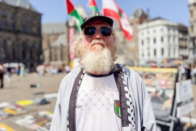 Hollandalı aktivist, İsrail'in Filistin'deki zulmünü 12 yıldır tek başına protesto ediyor