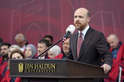 İbn Haldun Üniversitesi 8. Mezuniyet Töreni