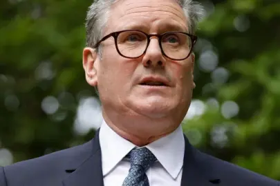 İngiltere Başbakanı Keir Starmer istifa etti