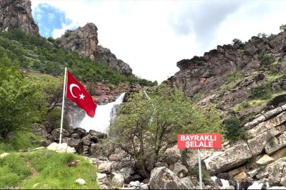 Irak sınırındaki şelaleye "Mehmetçik dokunuşu"