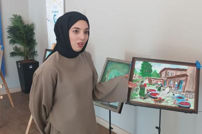 İşitme Engelli Genç Ressam Emine Nur Çelik'in İlk Kişisel Sergisi Açıldı
