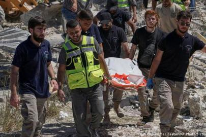 İsrail bir kez daha Lübnan'a saldırdı: 20 ölü