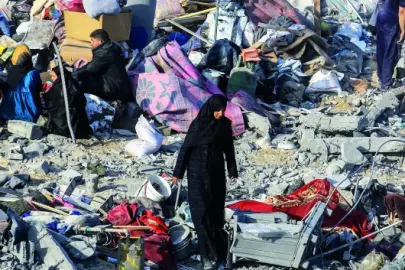 İsrail Megazi'yi yakıp yıktı