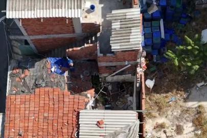 İzmir'de dron destekli uyuşturucu operasyonu; 2 tutuklu