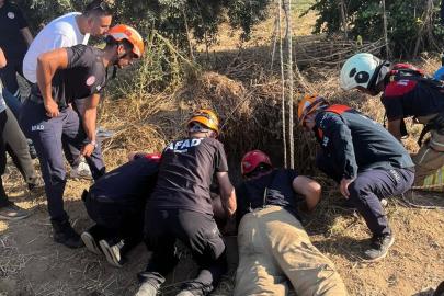 İzmir'de yaklaşık 20 metre derinliğindeki kuyuya düşen kişi kurtarıldı