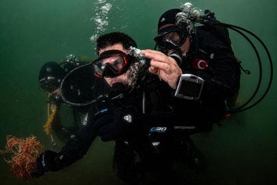 İzmit Körfezi'nde dip çamuru temizliğinde yüzde 70 başarı