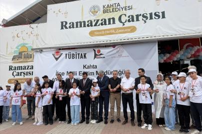 Kahta'da TÜBİTAK 4006-C Bilim Fuarı düzenlendi