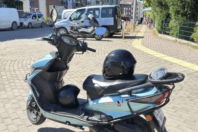 Kamyondan yola dökülen mazot, kazaya neden oldu