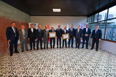 KARDEMİR'de Güleç'e ve Yolbulan'a onursal başkanlık ünvanları verildi