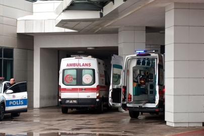 Karne günü parkta bıçaklı kavga: 16 yaşındaki öğrenci ağır yaralandı