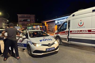 Kaynarca'da motosiklet-otomobil çarpıştı: 1 yaralı