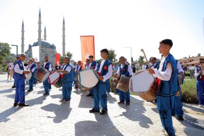 Kırkpınar Yağlı Güreşleri Festivali, geleneksel davul-zurna davetiyle başladı