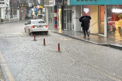 Kırşehir'de sağanak, sel ve su baskınlarına neden oldu