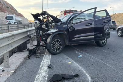 Kocaeli'de tankerle çarpışan cipin sürücüsü ağır yaralandı