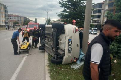 Kulu'da devrilen araçta sıkışan sürücü itfaiye ekiplerince kurtarıldı