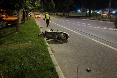 Kütahya'da devrilen motosikletin sürücüsü hayatını kaybetti