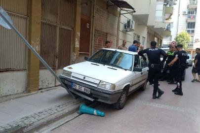 Manisa'da ruhsatsız tabancayla polisten kaçan ehliyetsiz otomobil sürücüsüne 410 bin lira ceza