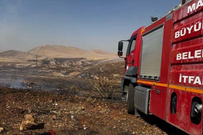 Mardin'de çıkan anız yangınına müdahale ediliyor