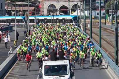 Milli maçın ardından Tarihi Yarımada'da pedal çevirdiler