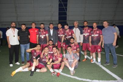 Öğretmen Ayla Kara anısına futbol turnuvası