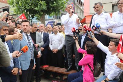 Özel: Bir bankın üzerindeyiz ama milletin gönlündeyiz