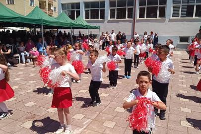 Pazaryeri'nde düzenlenen eğitim şenlikleri ve kermes sona erdi