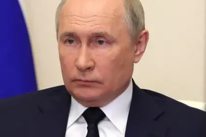 Putin'den Batı'ya karşı durdu: 'Siyasi durumumuzu karıştırmaya çalışıyorlar'