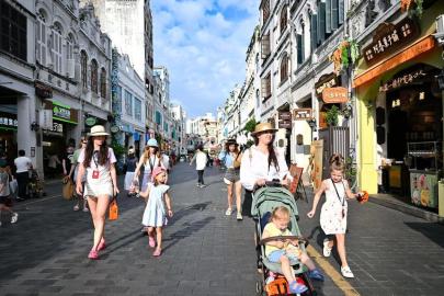 Rapor: Çin'de Alışveriş Turizmi, Küresel Hizmet Ticaretine Yeni İvme Kazandırdı
