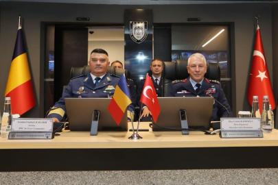 Romanya Hava Kuvvetleri Komutanı Korgeneral Baraboi, Hava Kuvvetleri Karargahını ziyaret etti