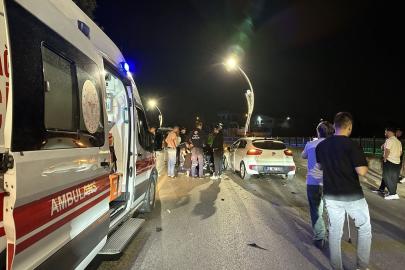 Sakarya'da otomobil ile çarpışan motosikletin sürücüsü yaralandı