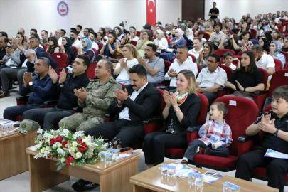 Şanlıurfa'da öğretmenler müzik topluluğu konser verdi