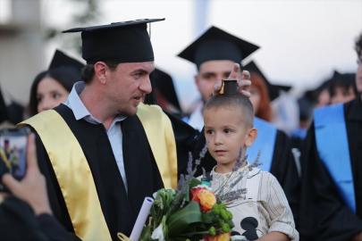 Saraybosna'da 353 öğrenci mezun oldu