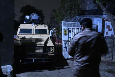 Savaş yeniden hortladı! Pakistan, Afganistan'ı vurdu: Onlarca ölü var