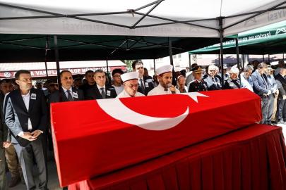 Şehit Astsubay Kenan Şahin Mersin'de Son Yolculuğuna Uğurlandı