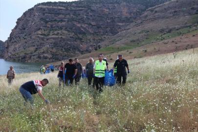 Siirt'te Botan Vadisi Milli Parkı'nda çevre temizliği yapıldı